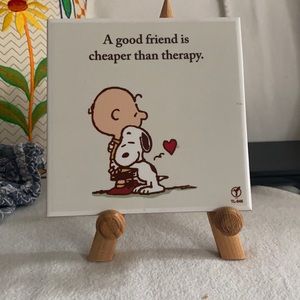 Shelf decor with stand